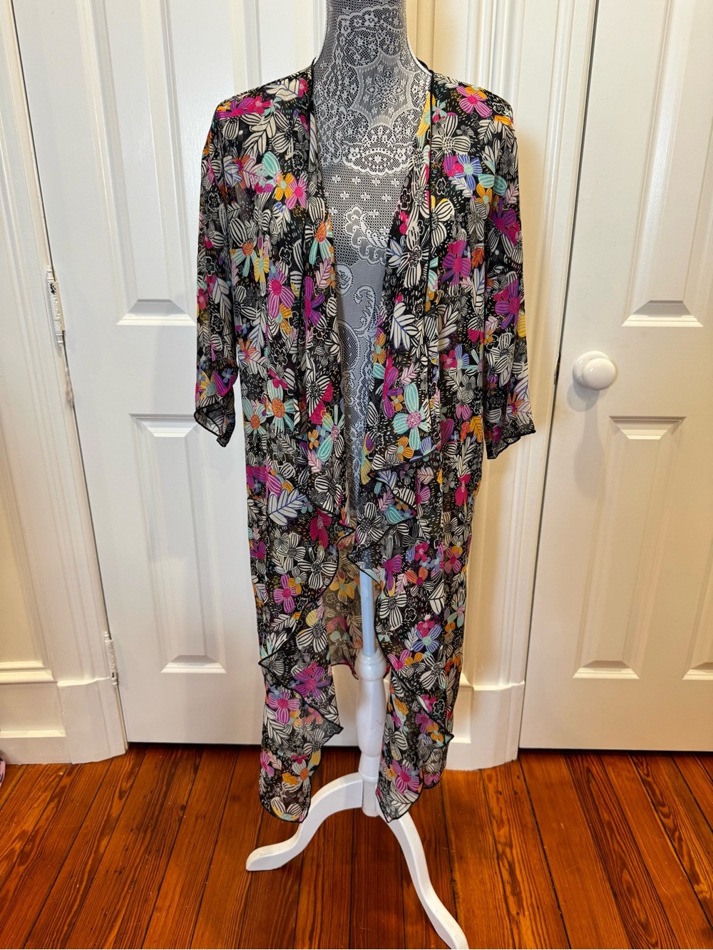 Black Floral Sheer Open-Front Kimono - Pink, Turquoise, Orange, Cream Sz.M Boho
